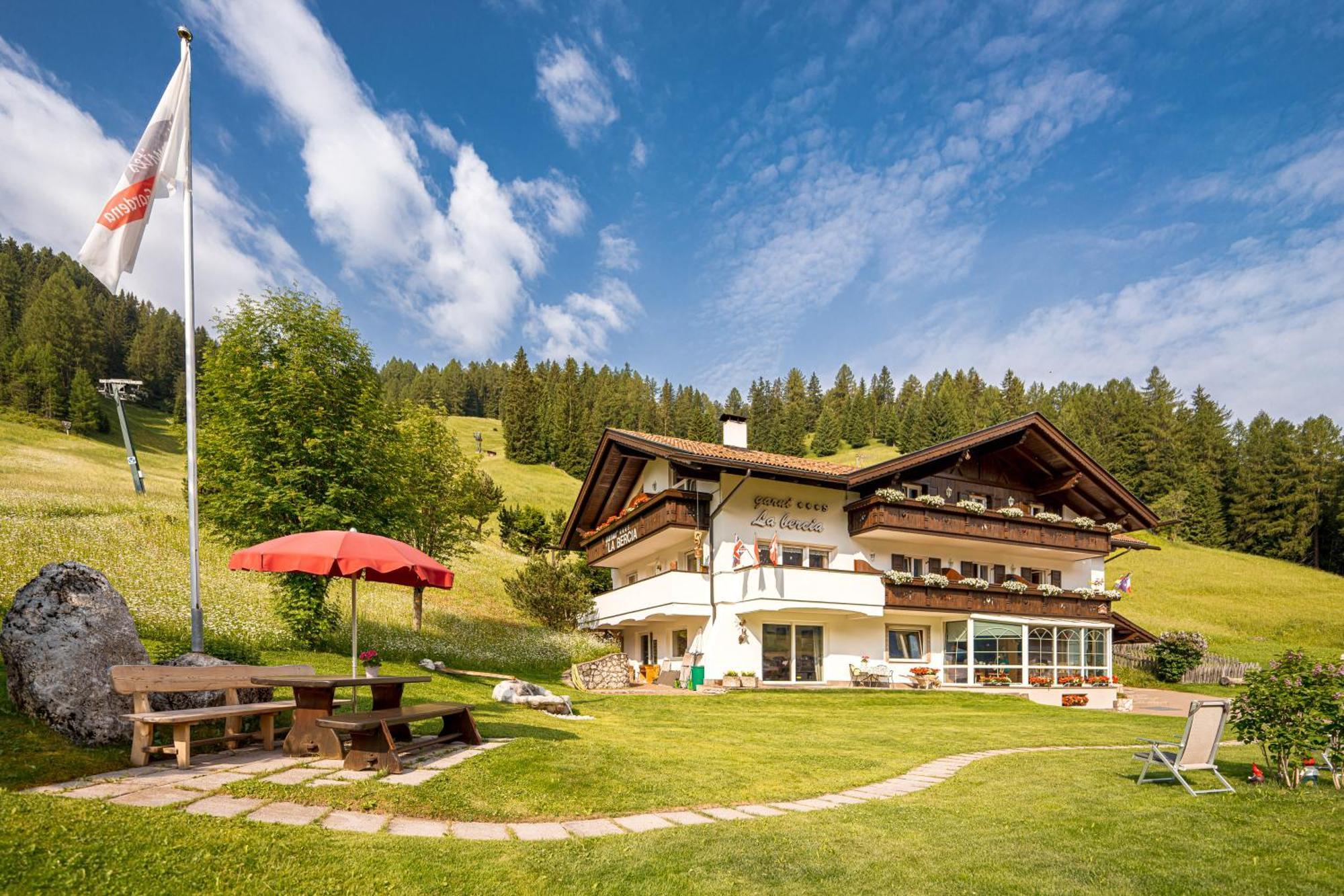 Hotel Garni La Bercia Selva di Val Gardena Zewnętrze zdjęcie